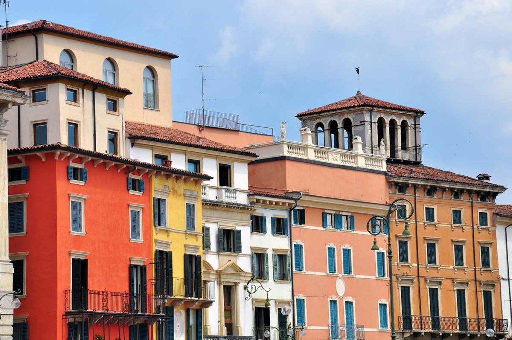 quali colori scegliere per una casa antica